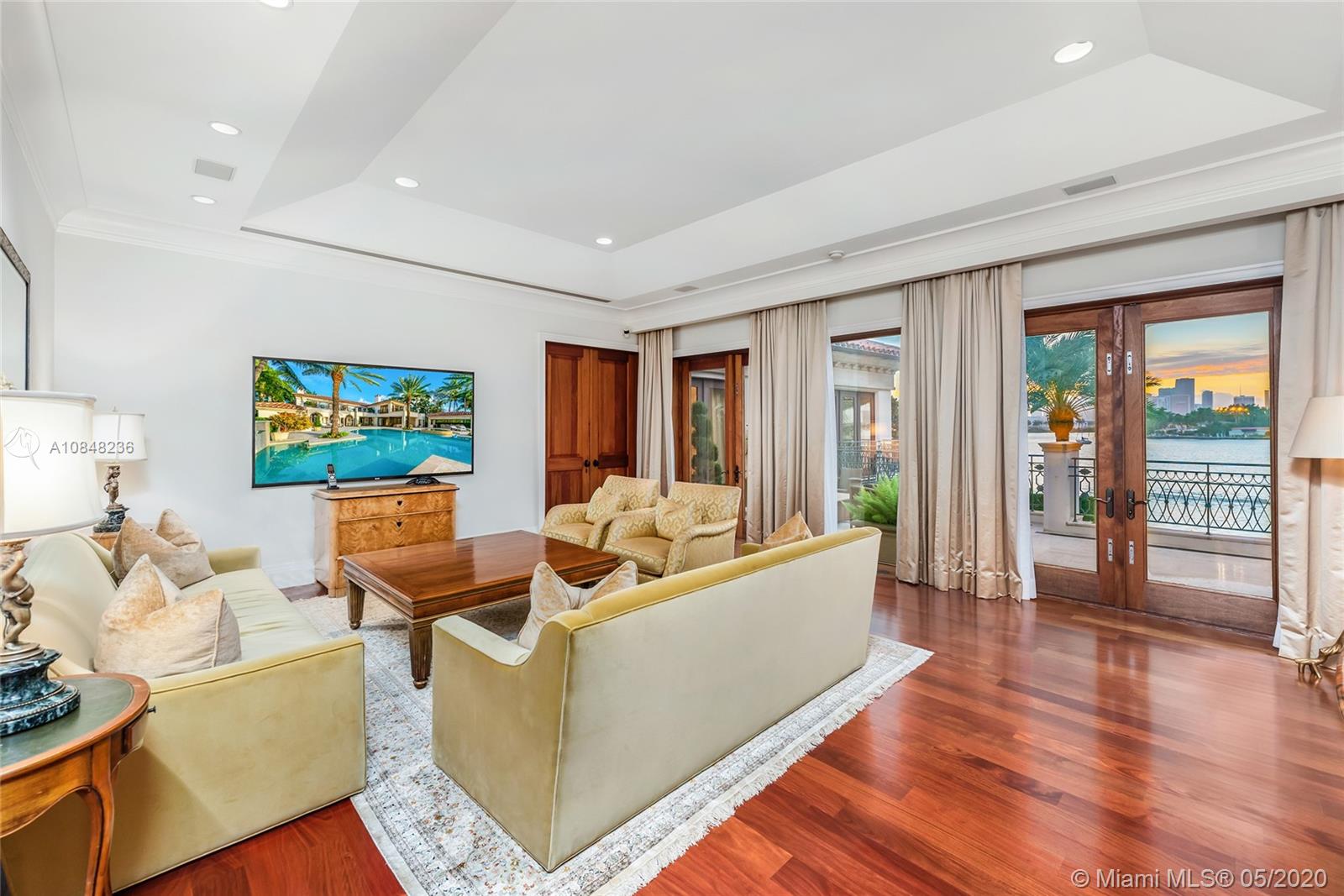 STAR ISLAND - Residential