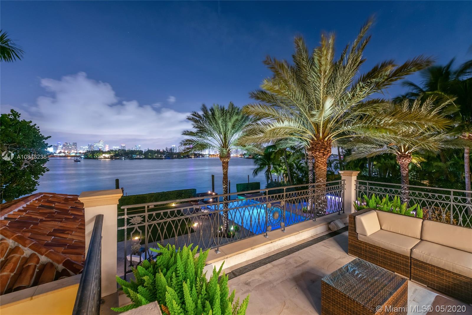 STAR ISLAND - Residential