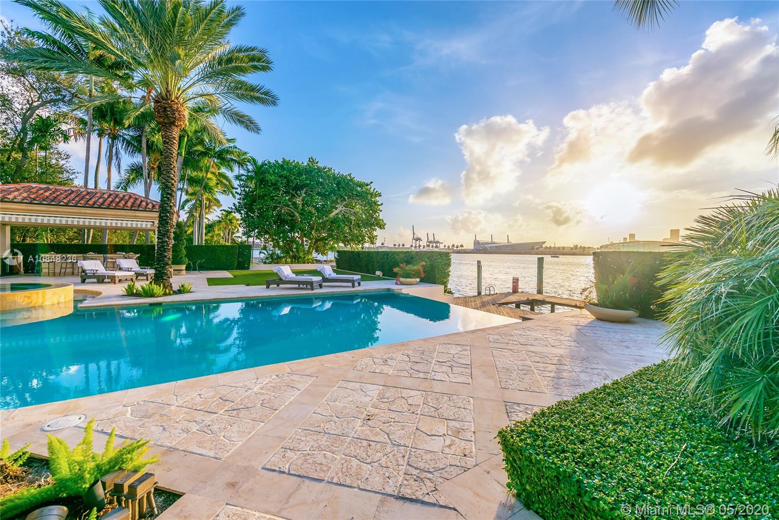 STAR ISLAND - Residential