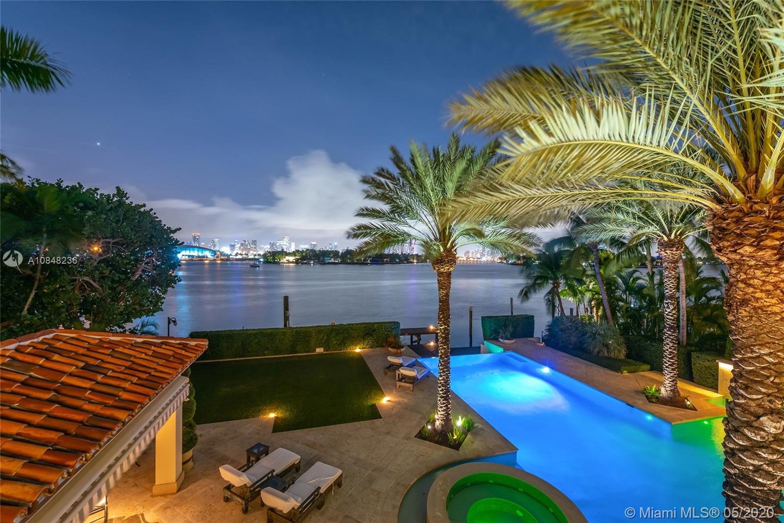 STAR ISLAND - Residential