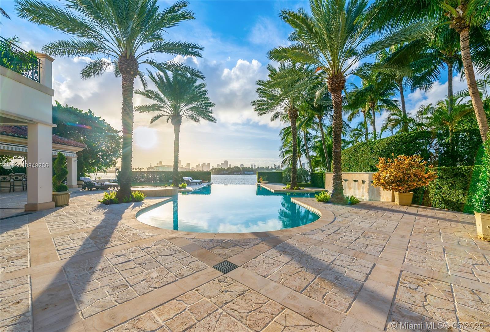 STAR ISLAND - Residential