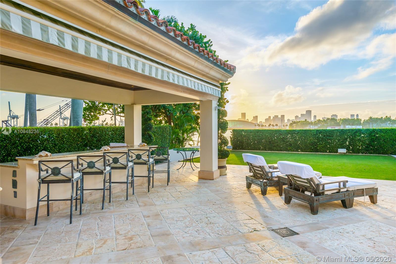 STAR ISLAND - Residential