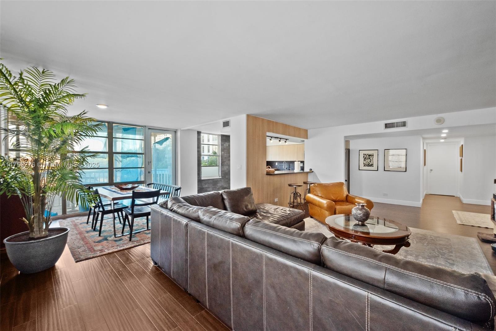 231 174th St M18