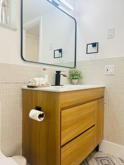 HILLCREST COUNTRY CLUB AP - Residential