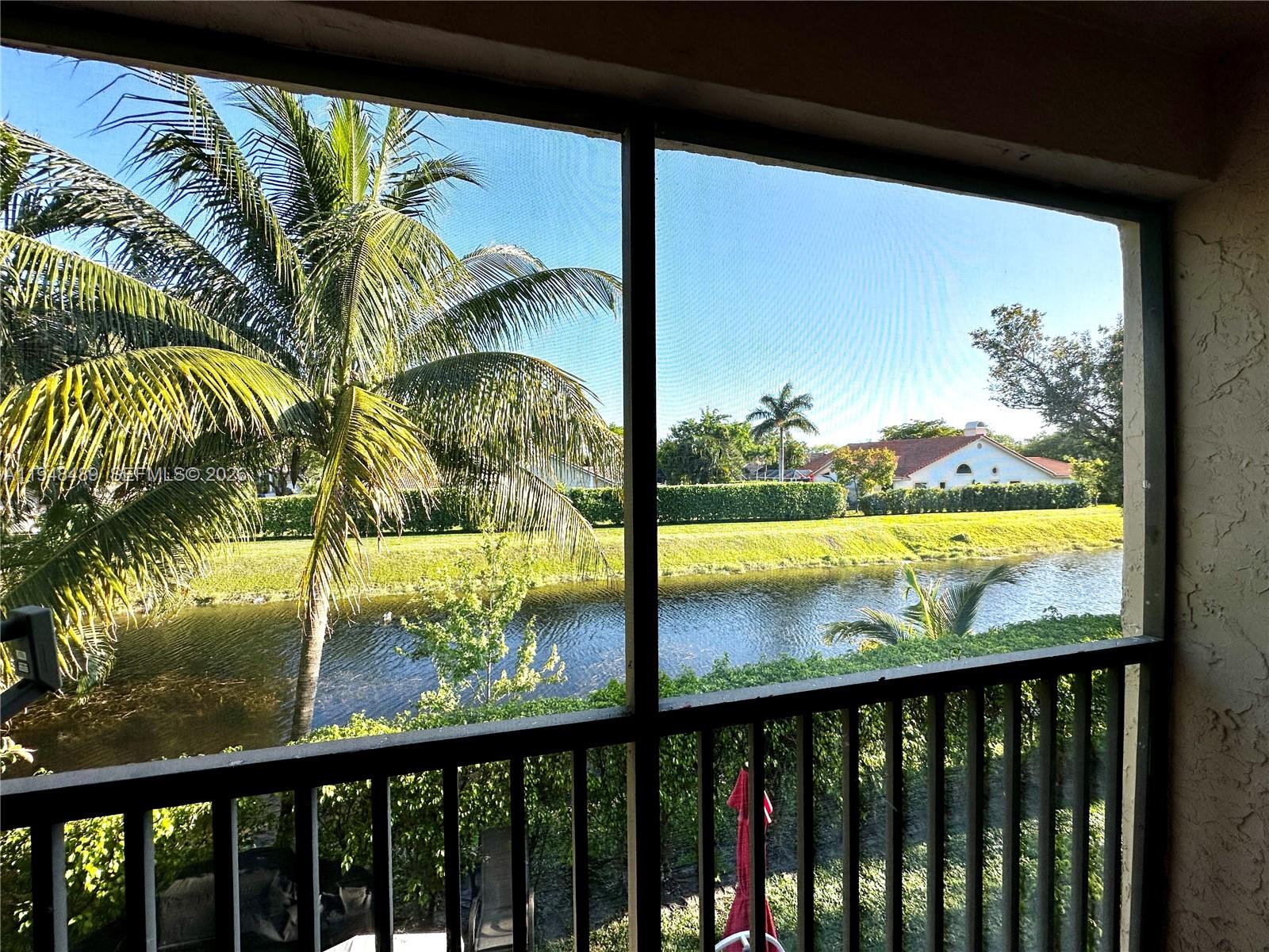 GRENADIER TRACE I CONDO - Residential