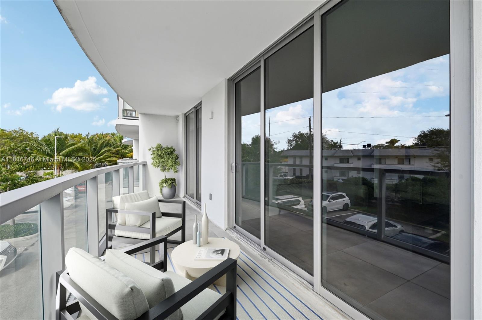 THE HIGHLANDS CONDO - Residential