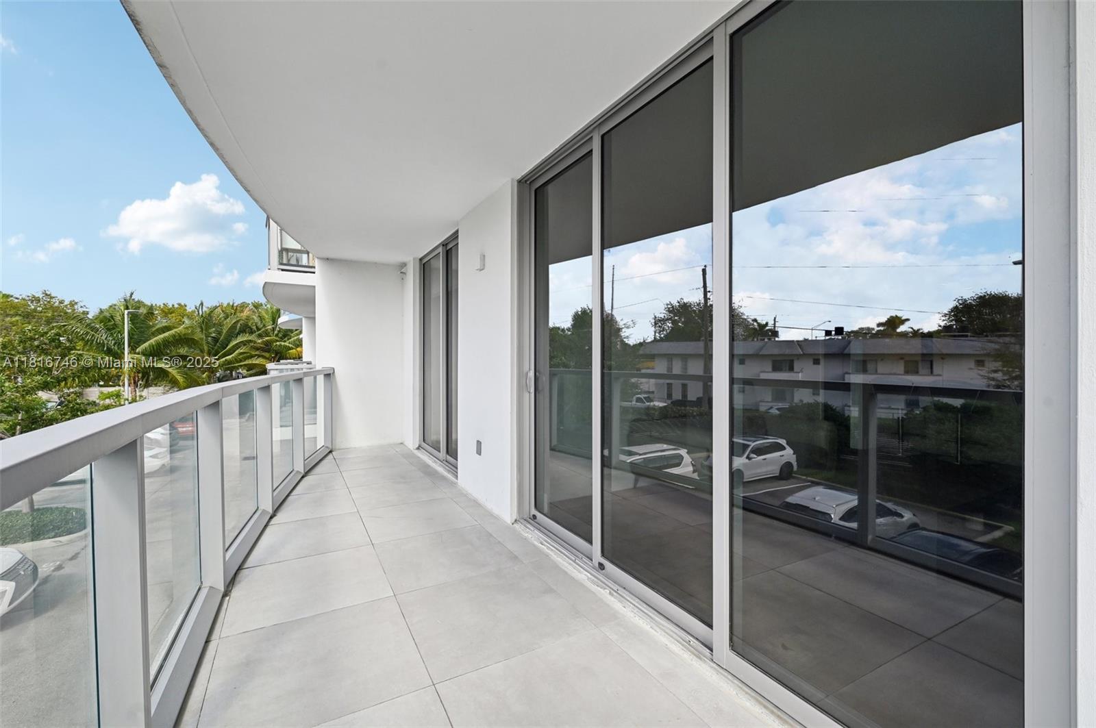 THE HIGHLANDS CONDO - Residential