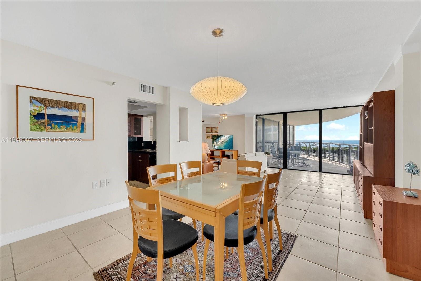 2843 S Bayshore Dr 11C