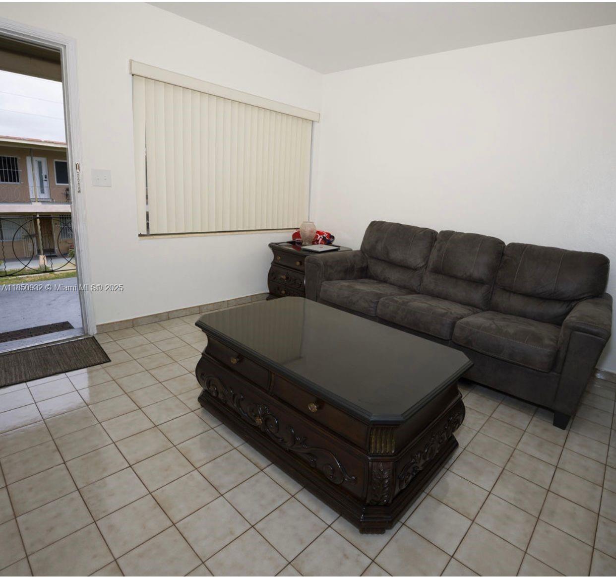 267 E 4th Ave 8