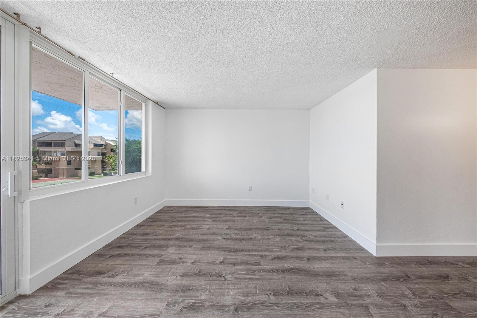 THE TERRACES CONDO PH II - Residential