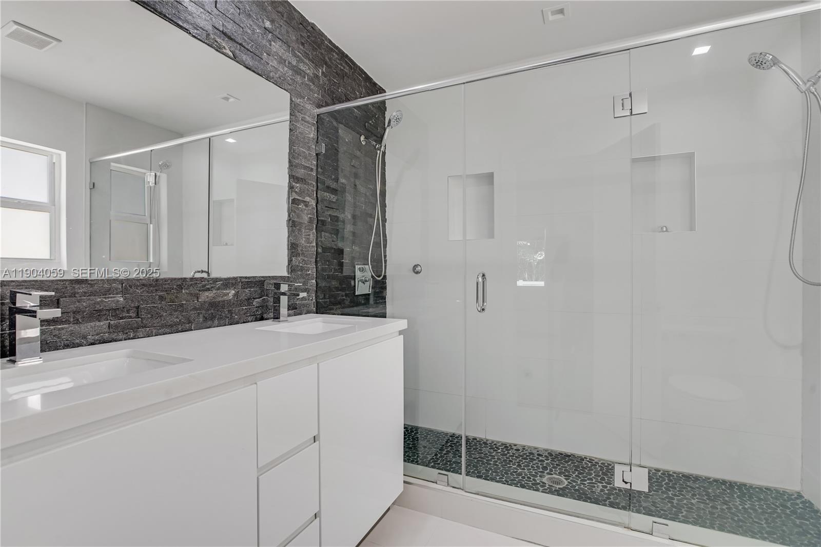 SECOND AMD PLAT OF NORMAN - Residential