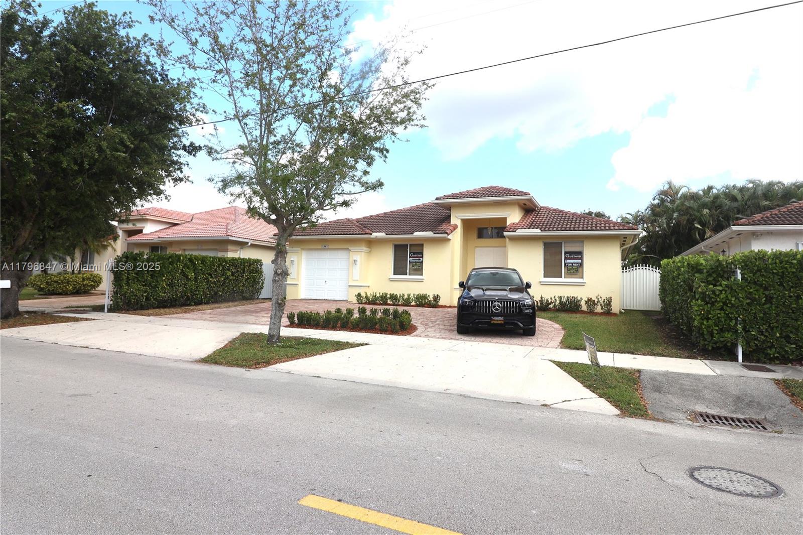 Rental Property at 2865 Sw 139th Ave 1, Miami, Broward County, Florida - Bedrooms: 3 
Bathrooms: 4  - $3,600 MO.