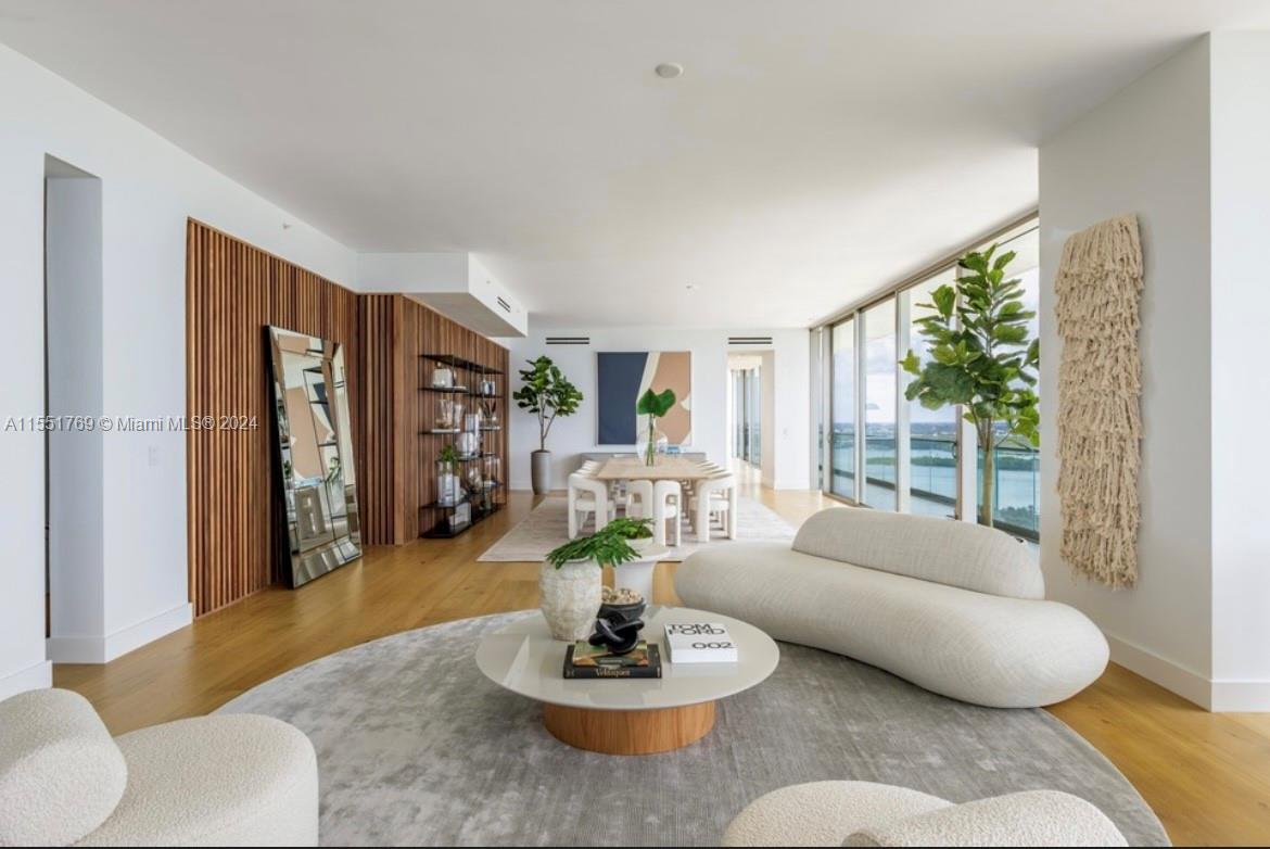 OCEANA BAL HARBOUR CONDO - Residential
