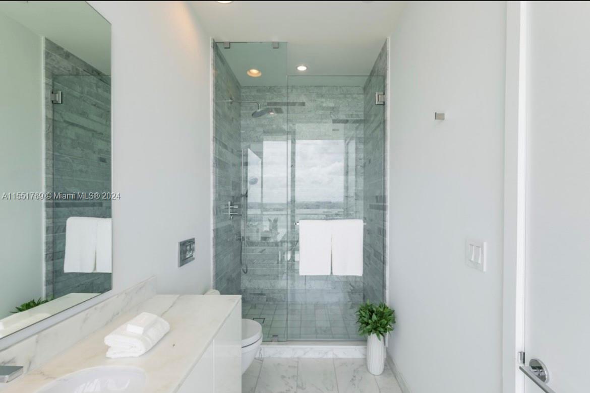 OCEANA BAL HARBOUR CONDO - Residential