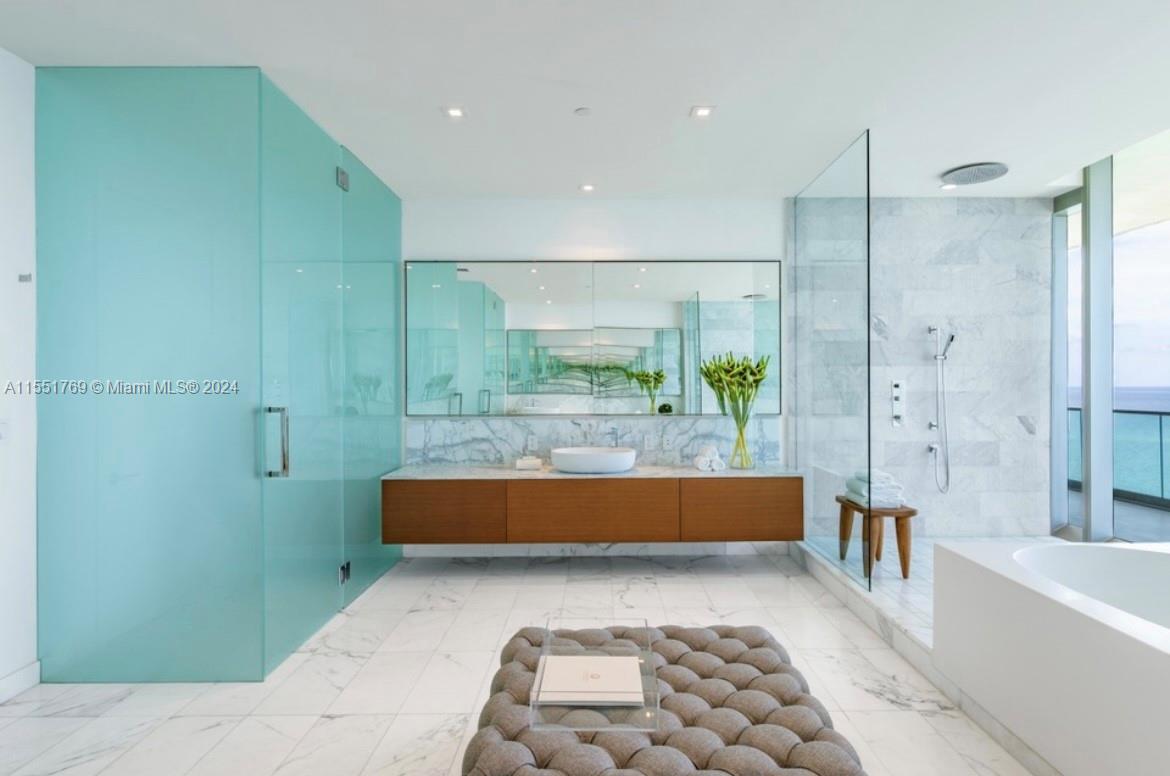 OCEANA BAL HARBOUR CONDO - Residential