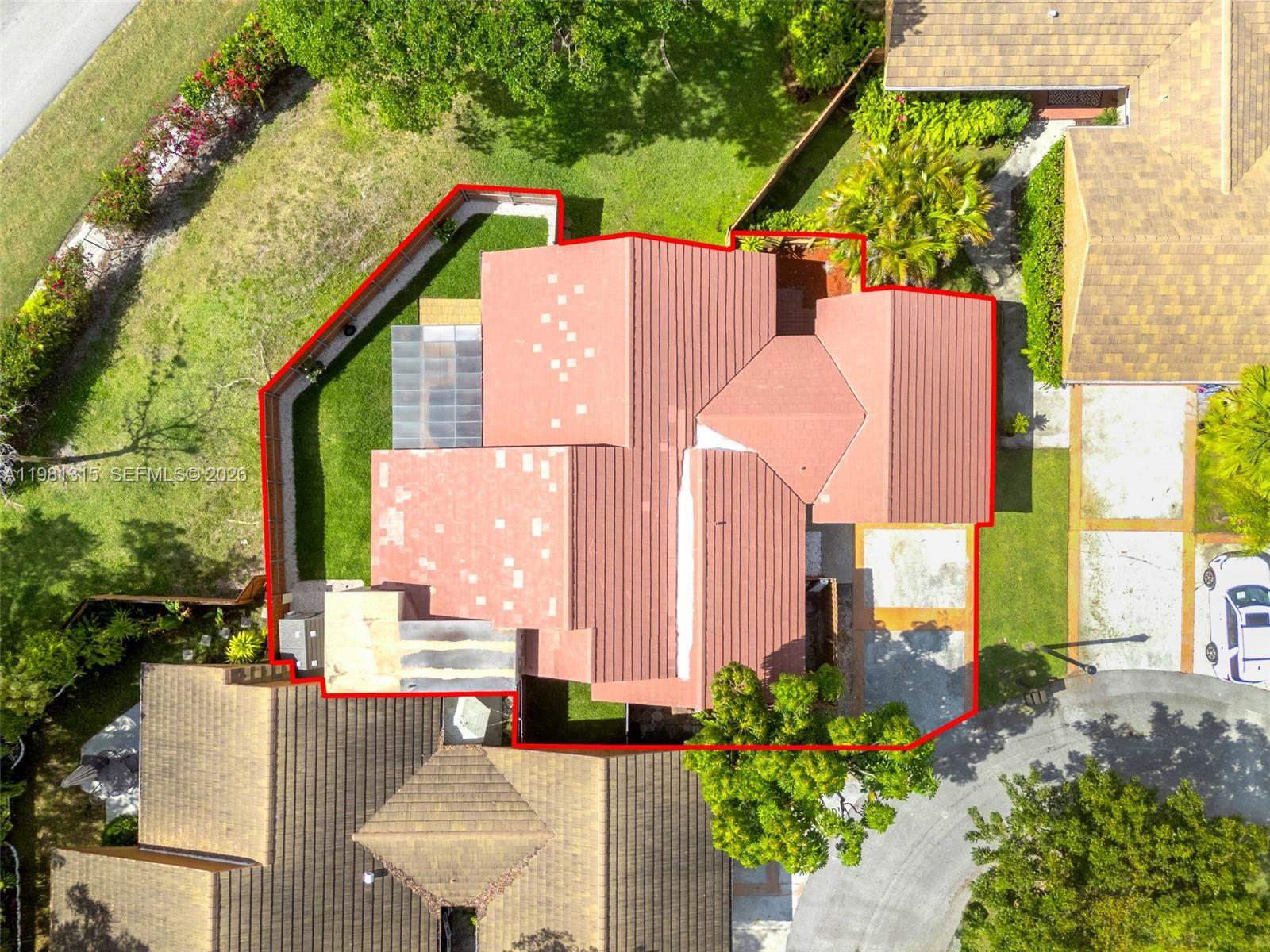 SKY LAKE VILLAS - Residential