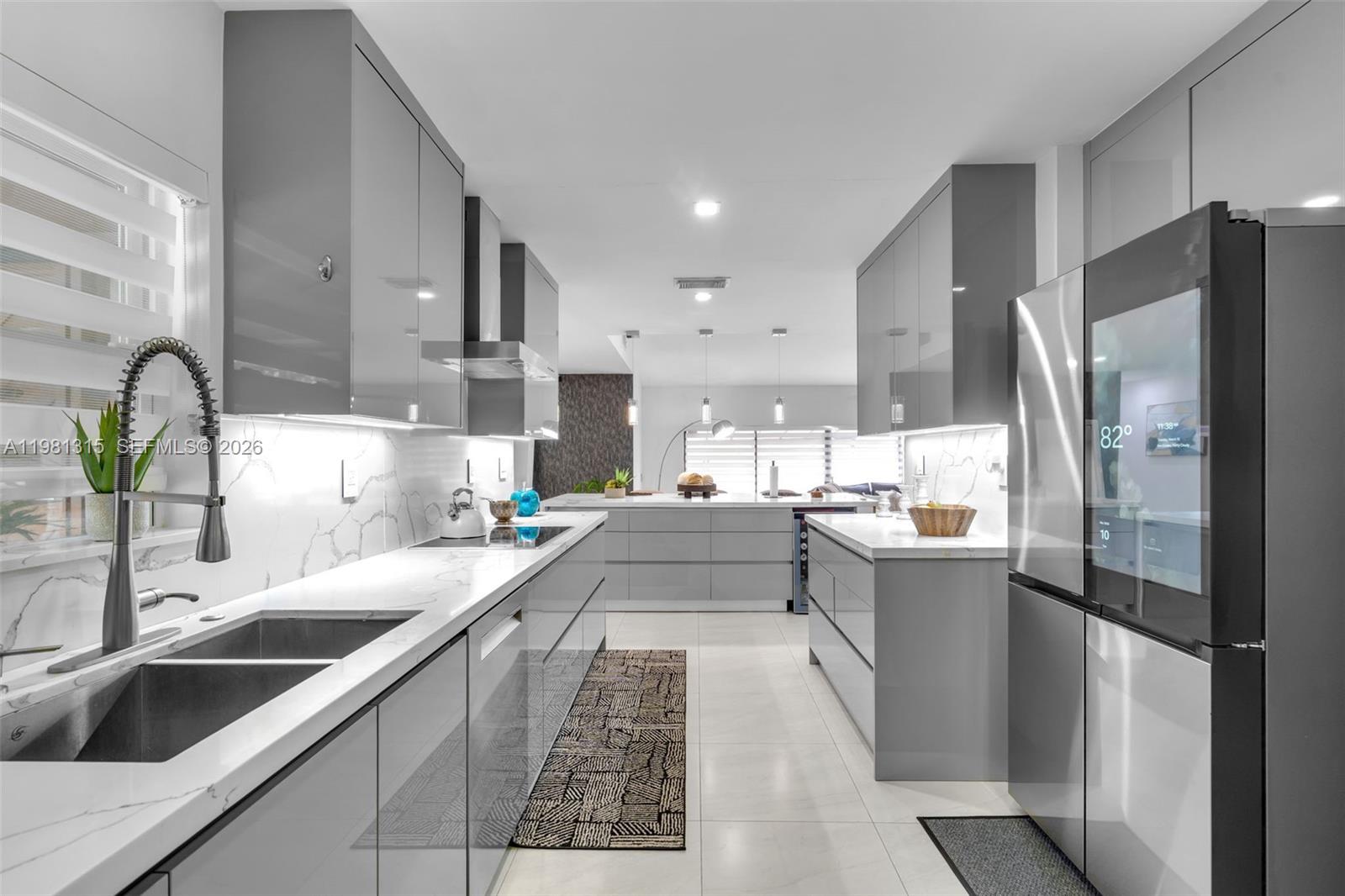 SKY LAKE VILLAS - Residential