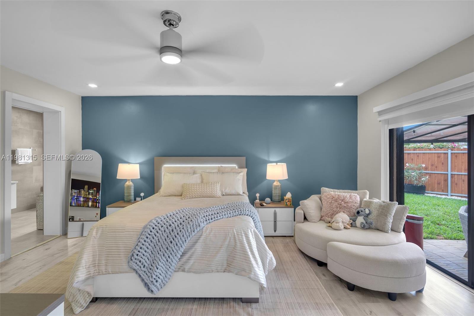 SKY LAKE VILLAS - Residential