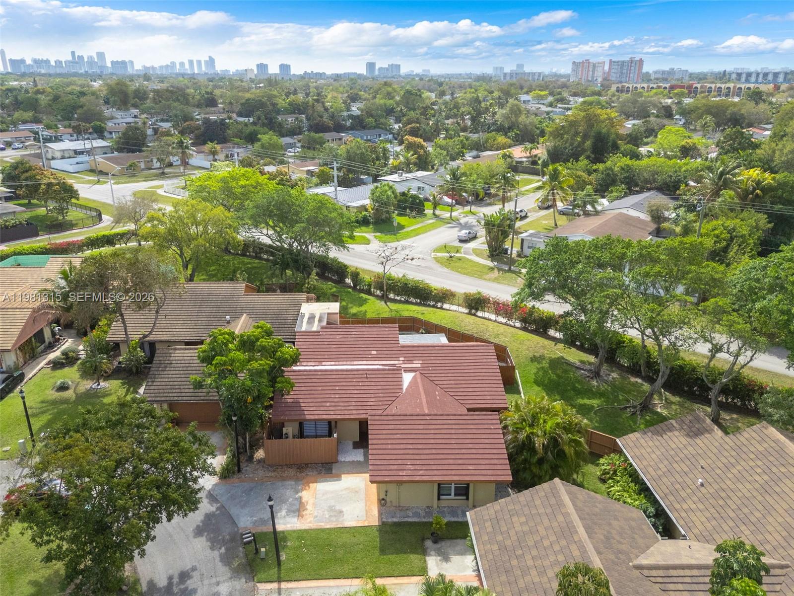 SKY LAKE VILLAS - Residential