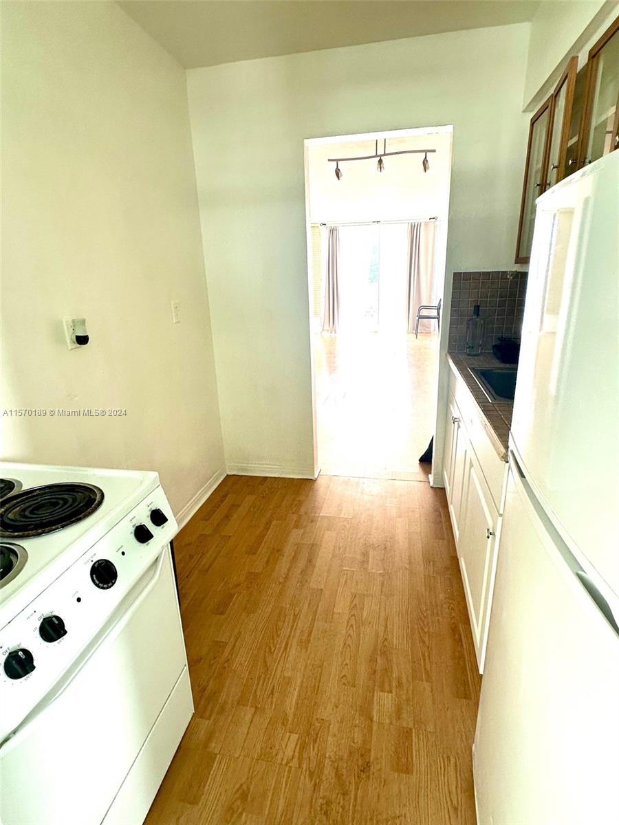 TERRACE EAST CONDO - Residential Lease