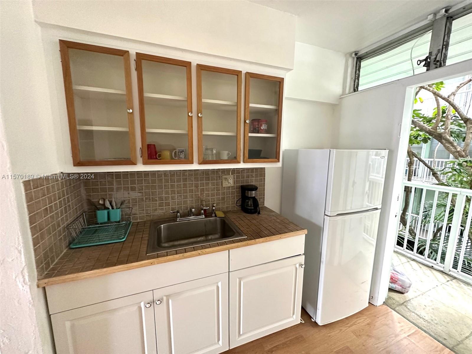 TERRACE EAST CONDO - Residential Lease