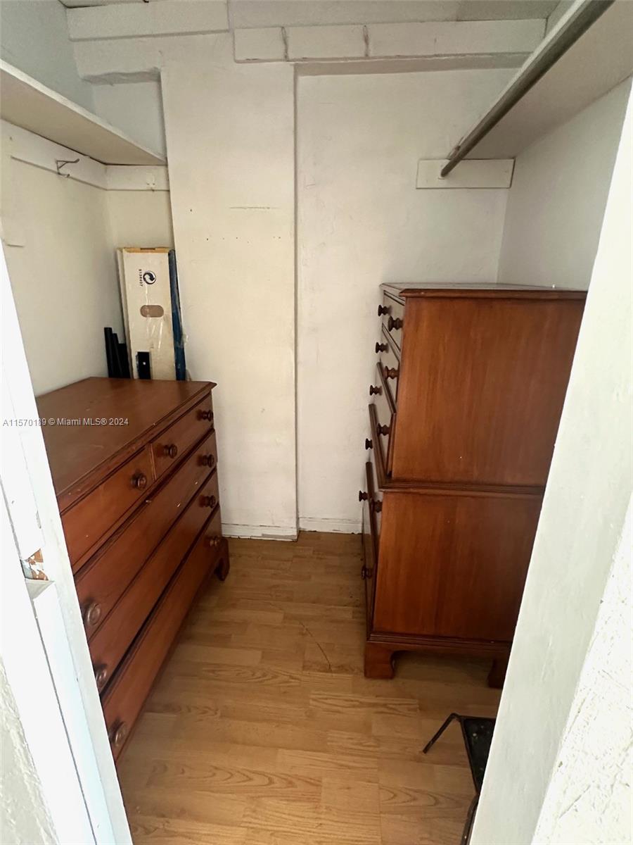 TERRACE EAST CONDO - Residential Lease