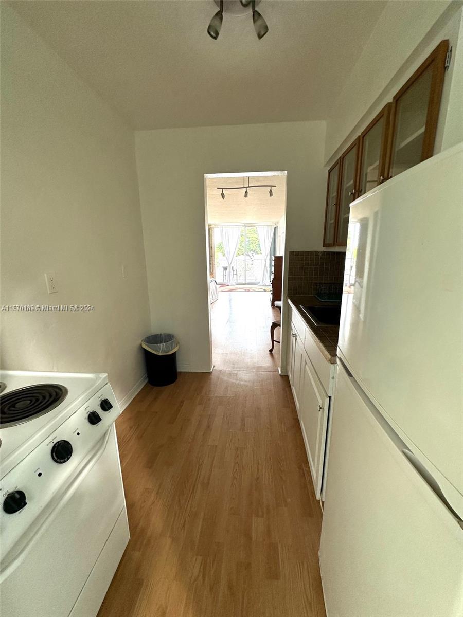 TERRACE EAST CONDO - Residential Lease