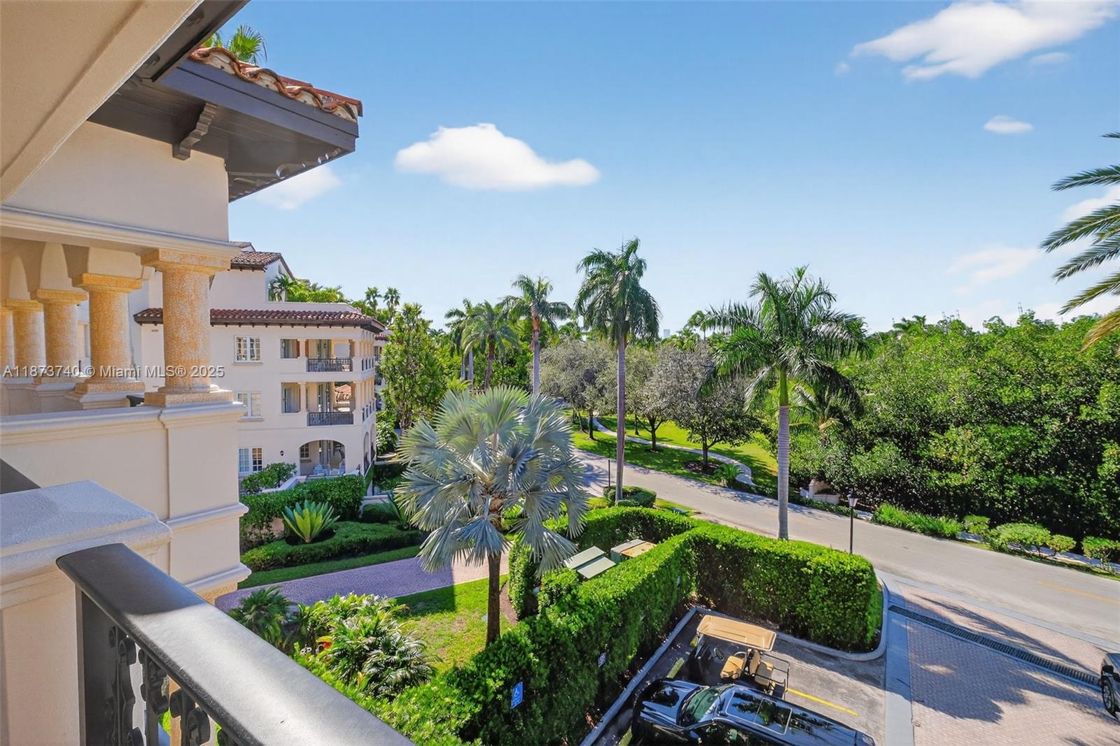 SEASIDE CONDO - Residential