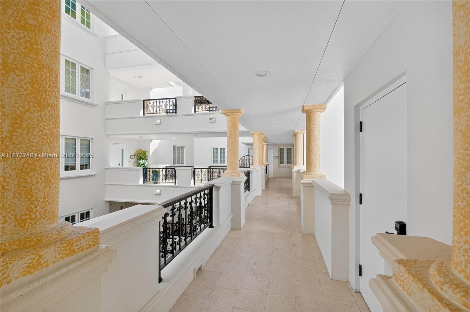 19237 Fisher Island Dr 19237