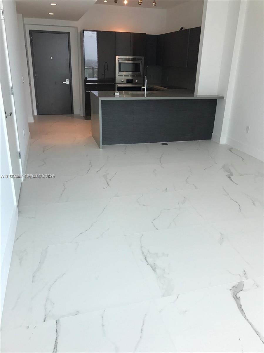 1080 Brickell Ave 3007