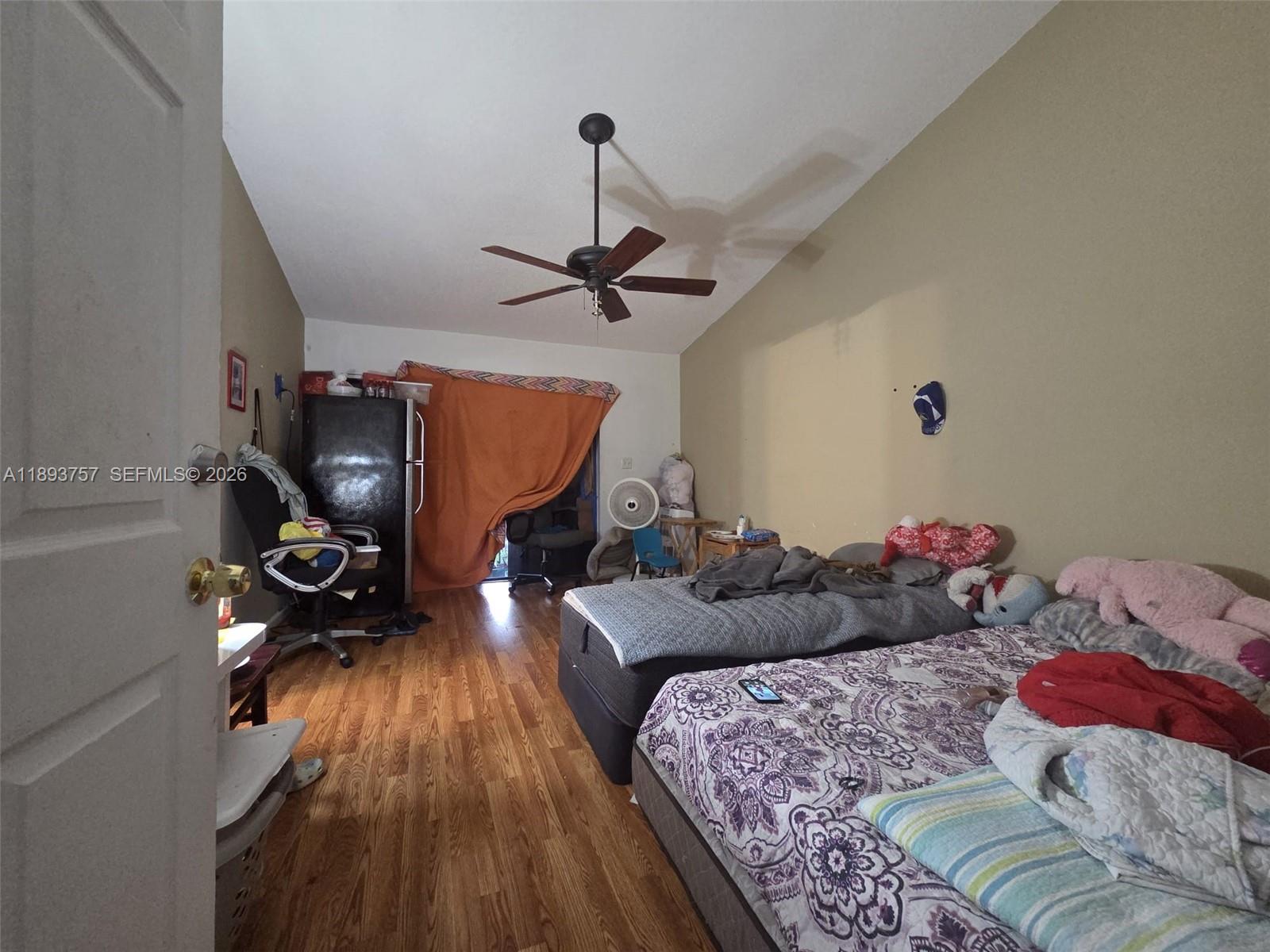 CALUSA CLUB ESTATES 5TH A - Residential