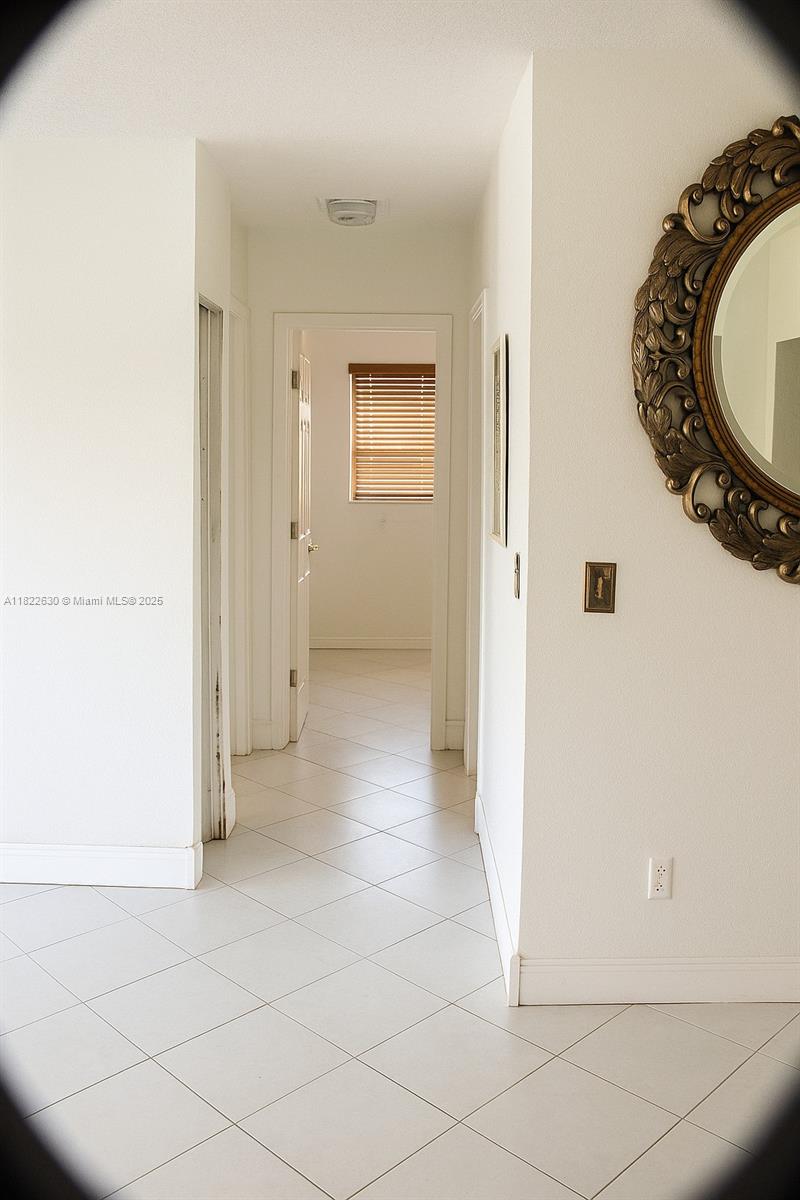 PALM SPRINGS ESTS 9TH ADD - Residential