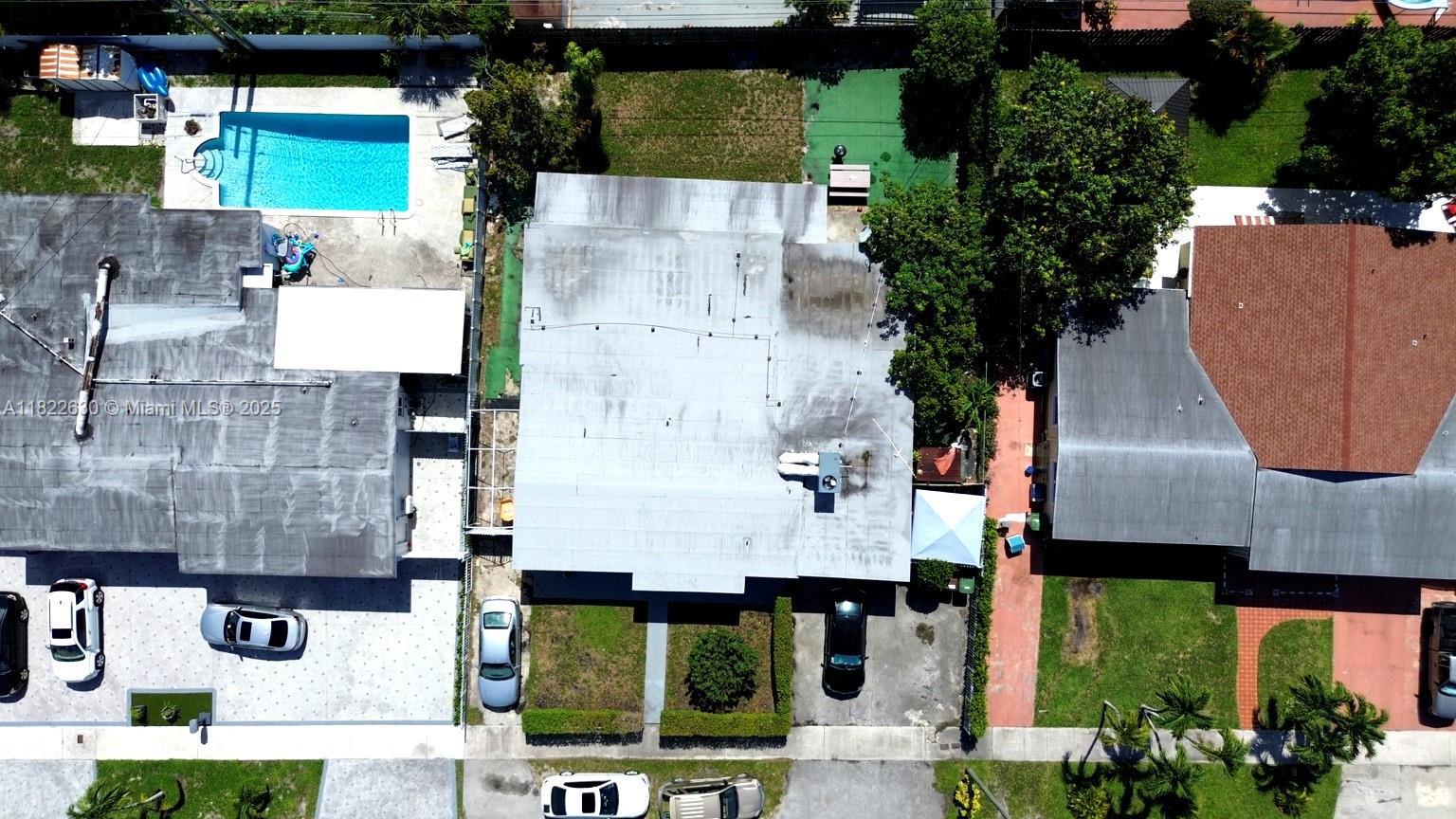PALM SPRINGS ESTS 9TH ADD - Residential