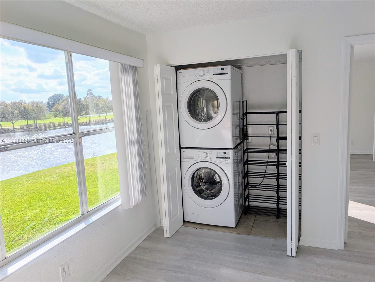 ISLES AT LAGO MAR CONDO - Residential Lease