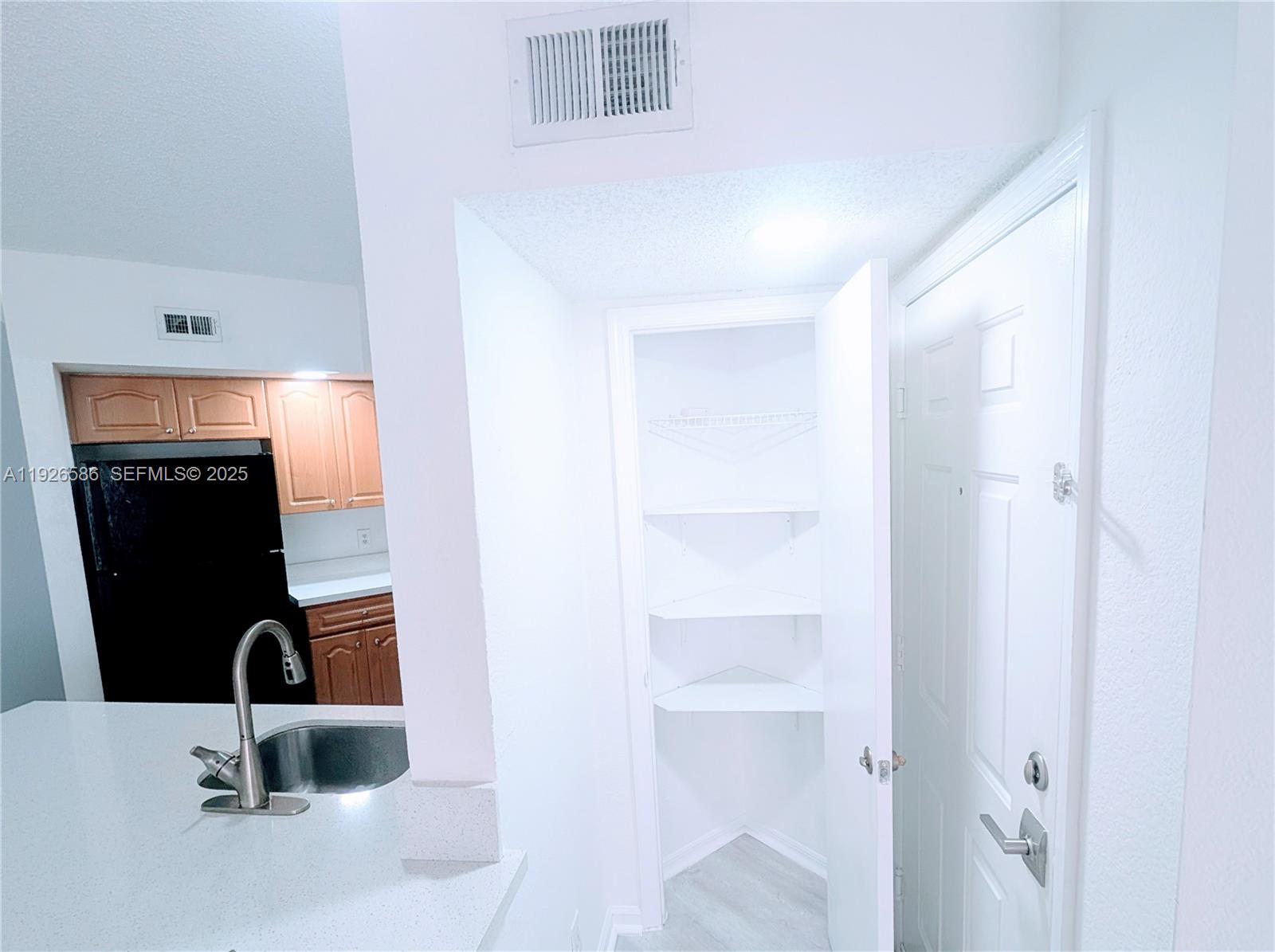 ISLES AT LAGO MAR CONDO - Residential Lease