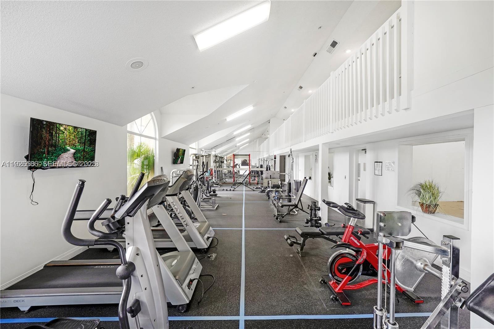 ISLES AT LAGO MAR CONDO - Residential Lease