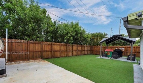 Tiny photo for 2730 NE 16th Ave, Pompano Beach, FL 33064 (MLS # A12040226)