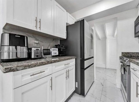 Tiny photo for 2730 NE 16th Ave, Pompano Beach, FL 33064 (MLS # A12040226)