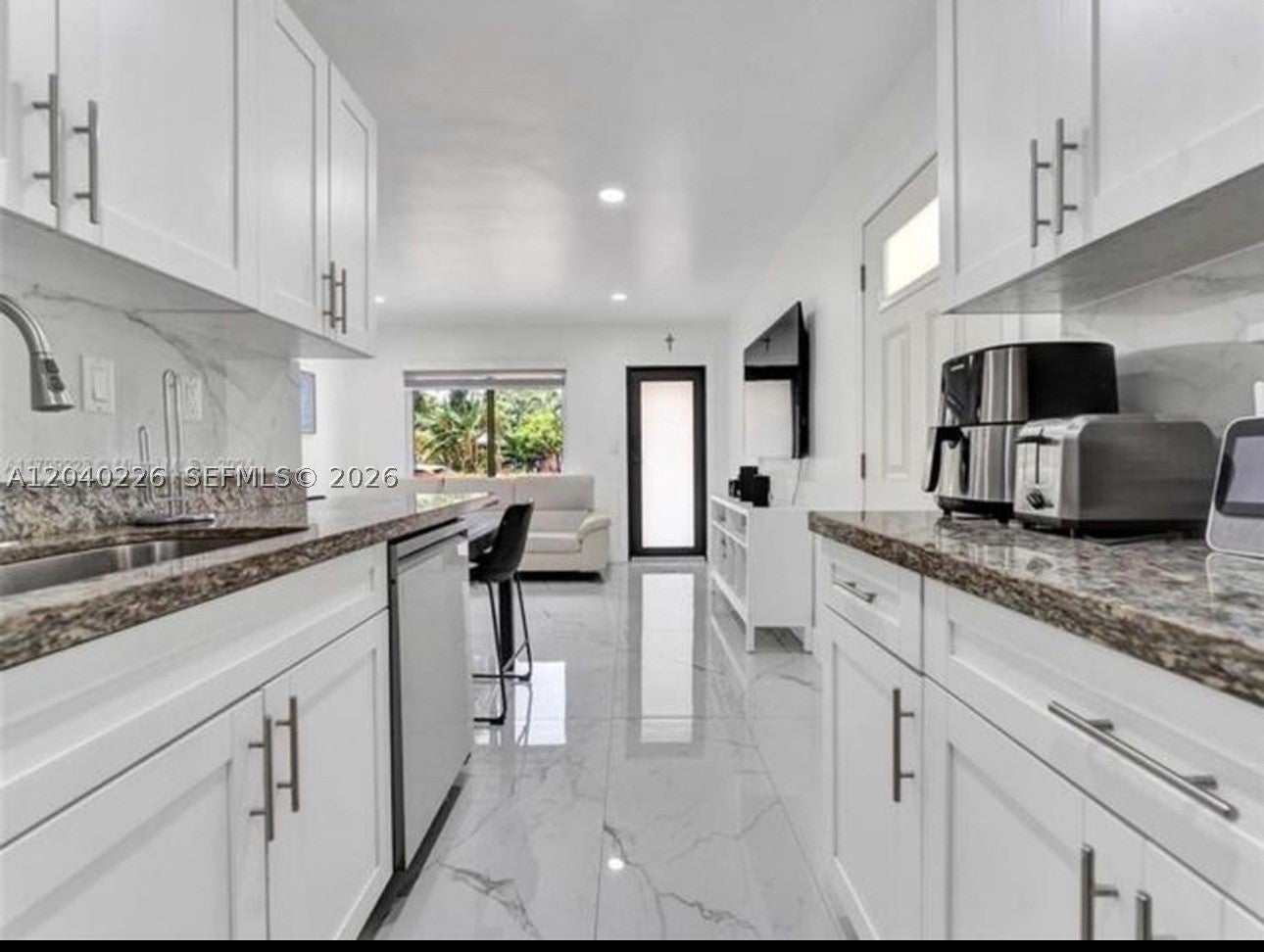 2730 NE 16th Ave