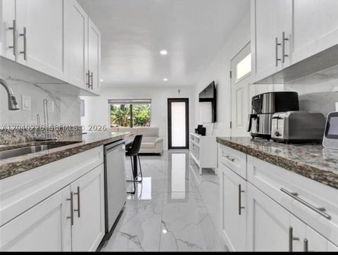Photo of 2730 NE 16th Ave, Pompano Beach, FL 33064 (MLS # A12040226)