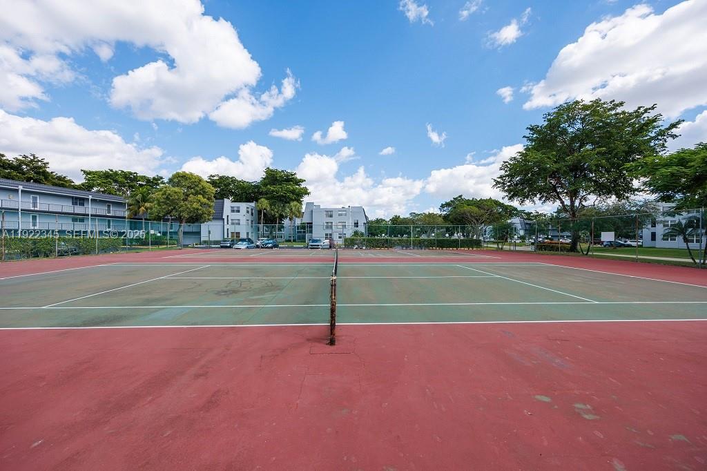 LIME BAY CONDOMINIUM 8 - Residential