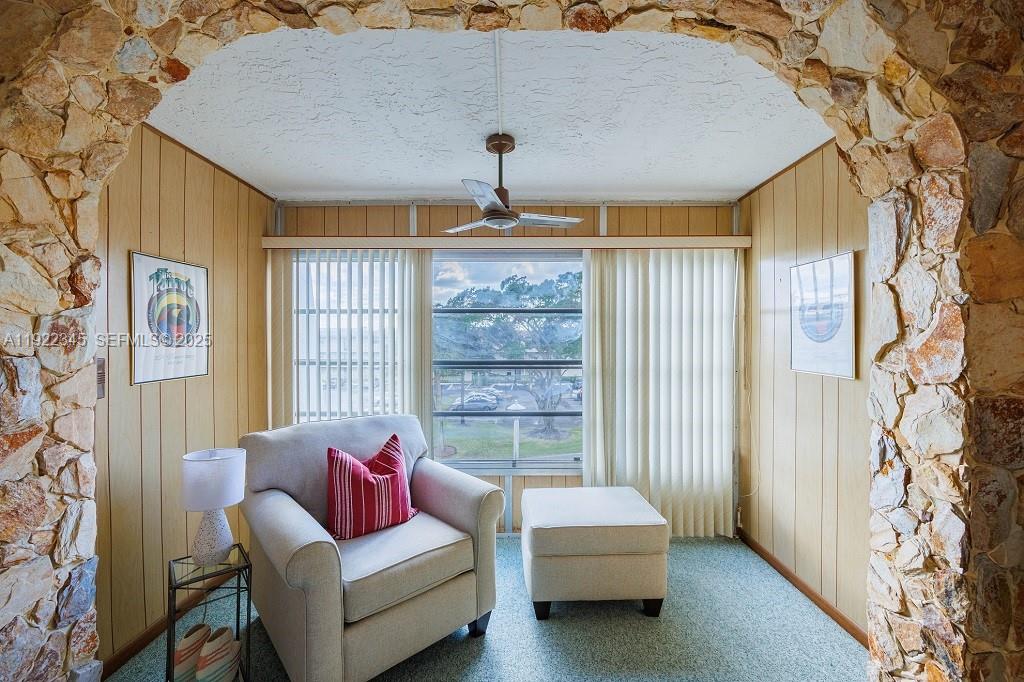 LIME BAY CONDOMINIUM 8 - Residential