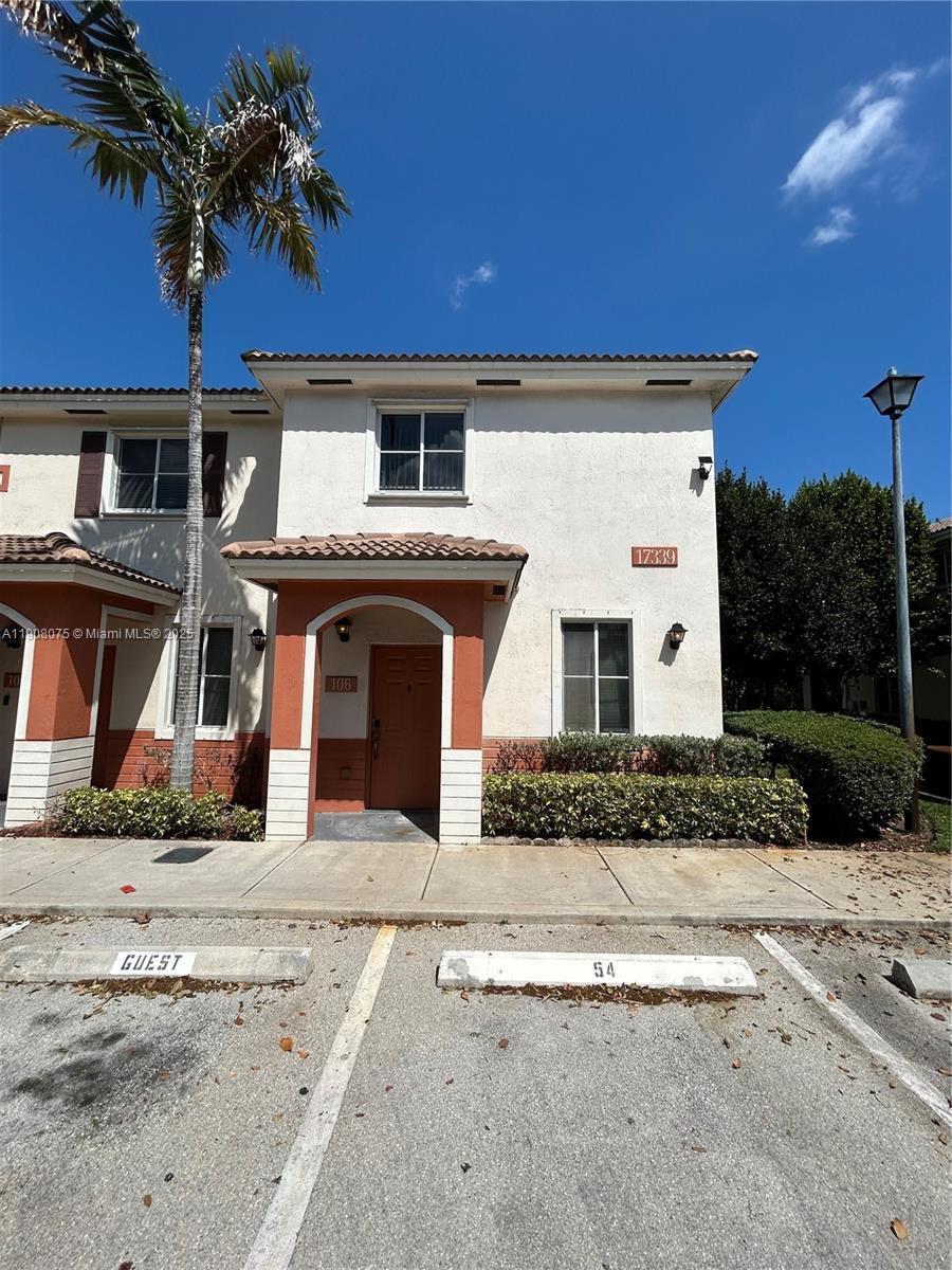 SOLABELLA CONDO - Residential Lease