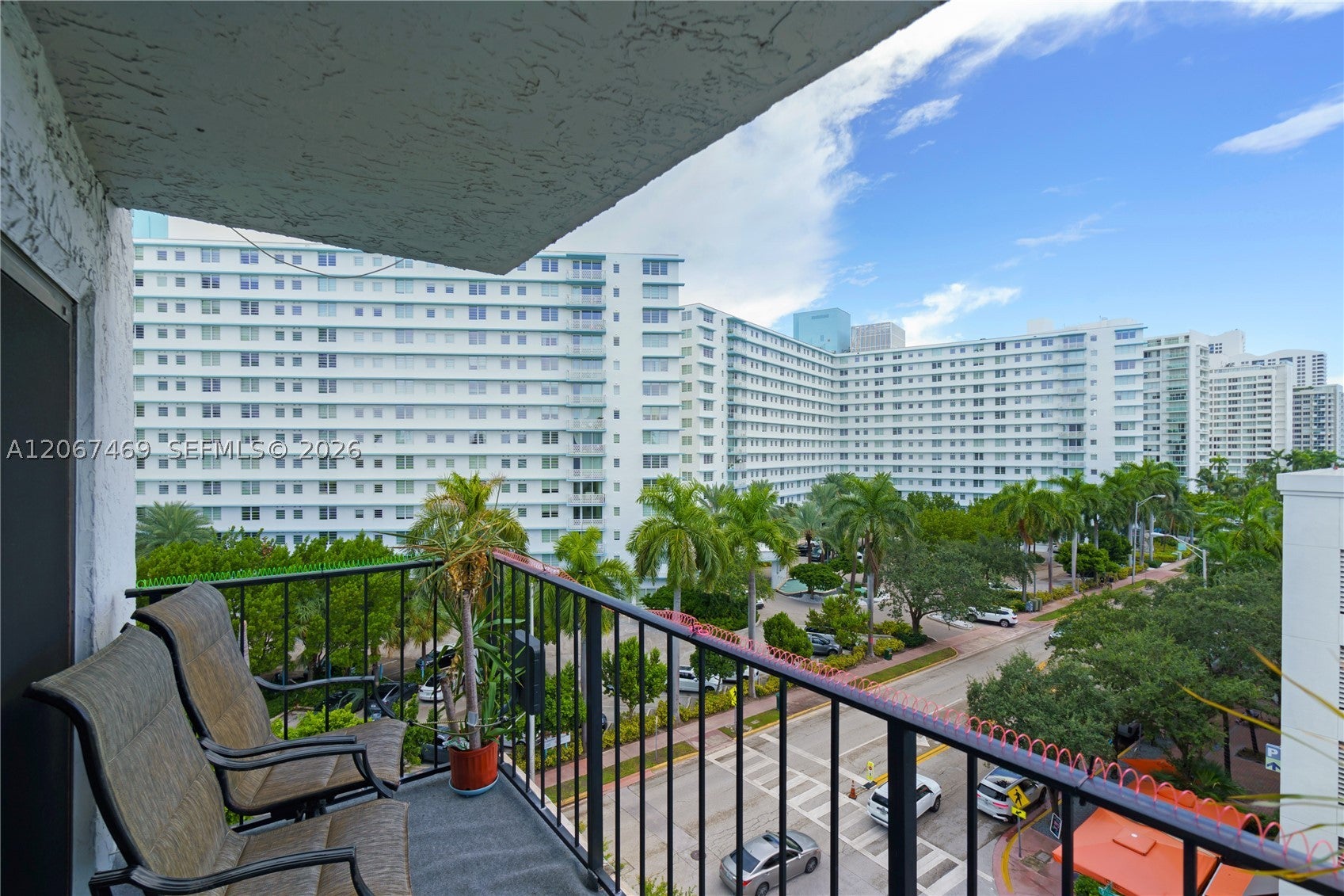 899 West Ave 7H