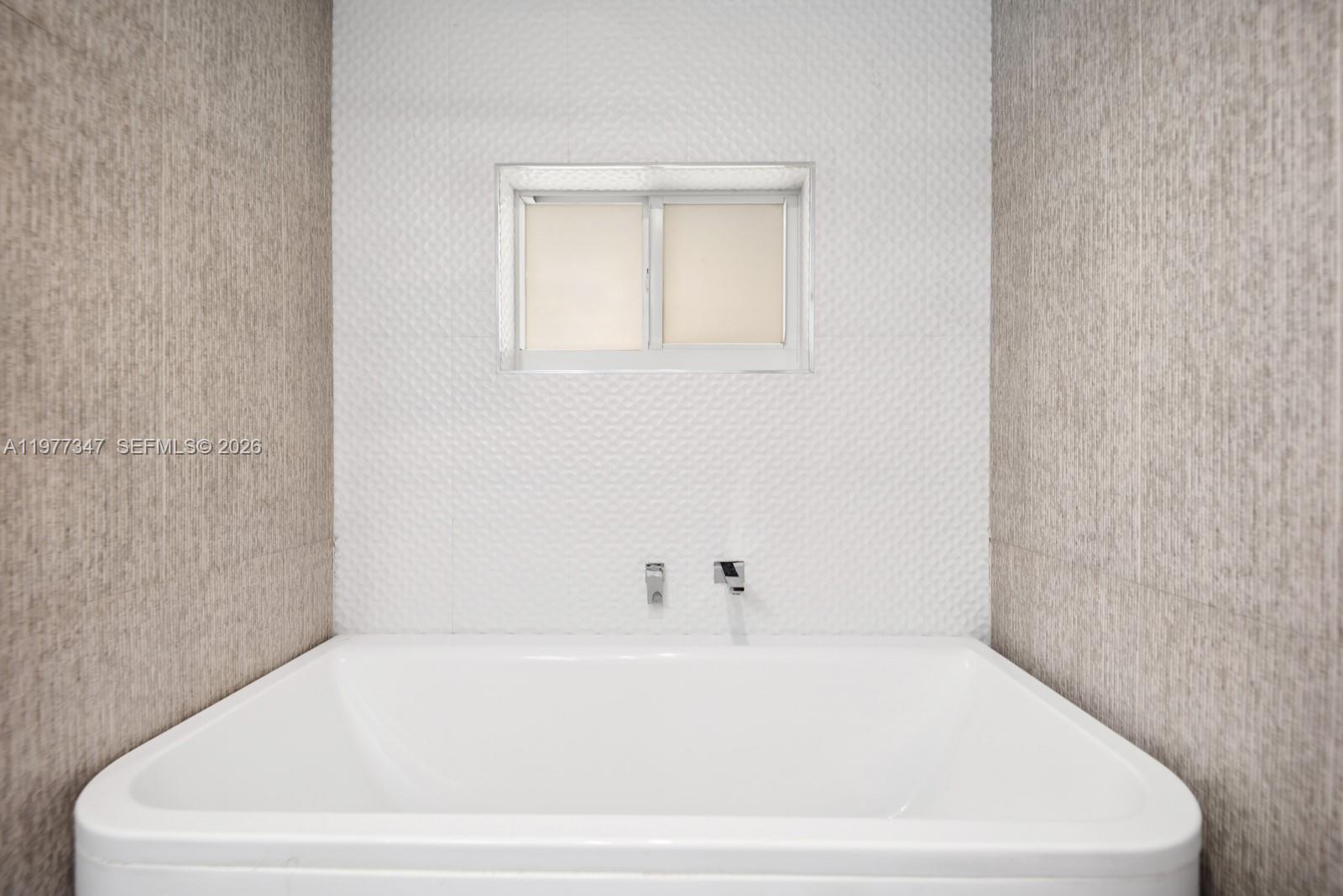 HIGHLAND GARDENS - Residential