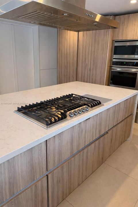 Tiny photo for 21015 NE 19th Ct, Miami, FL 33179 (MLS # A11977347)