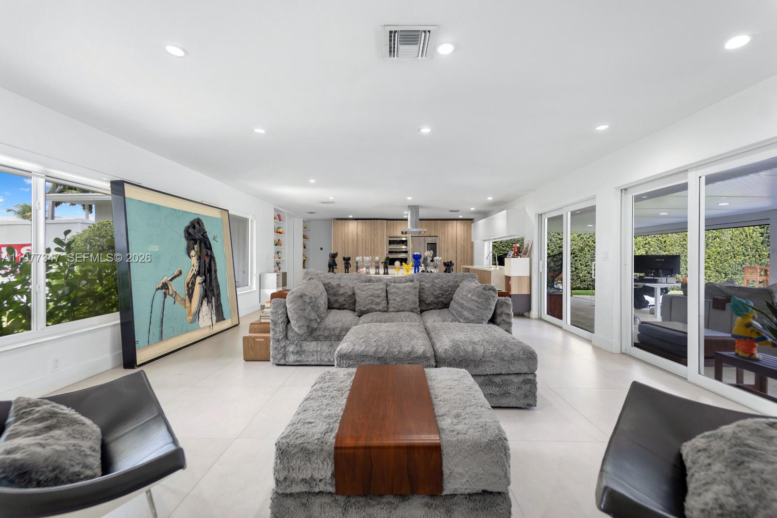 HIGHLAND GARDENS - Residential