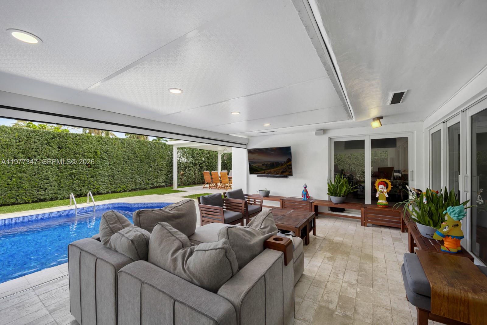 HIGHLAND GARDENS - Residential