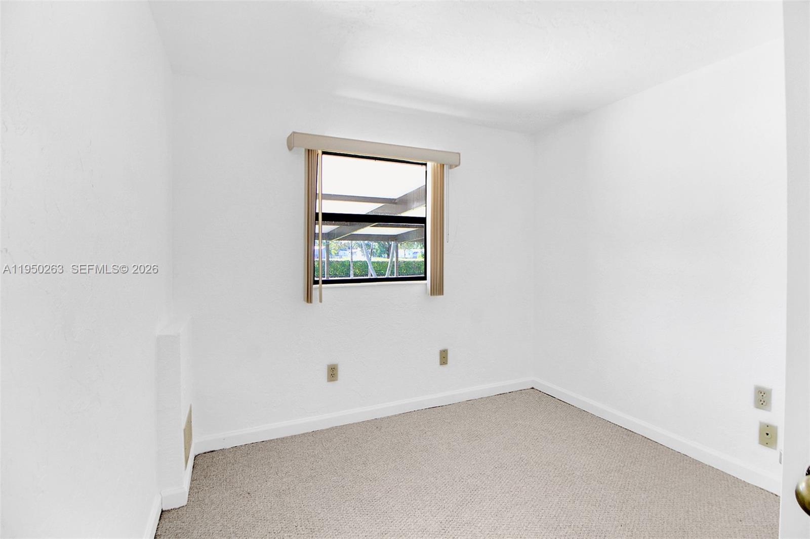 GATEWAY ESTATES PARK COND - Residential