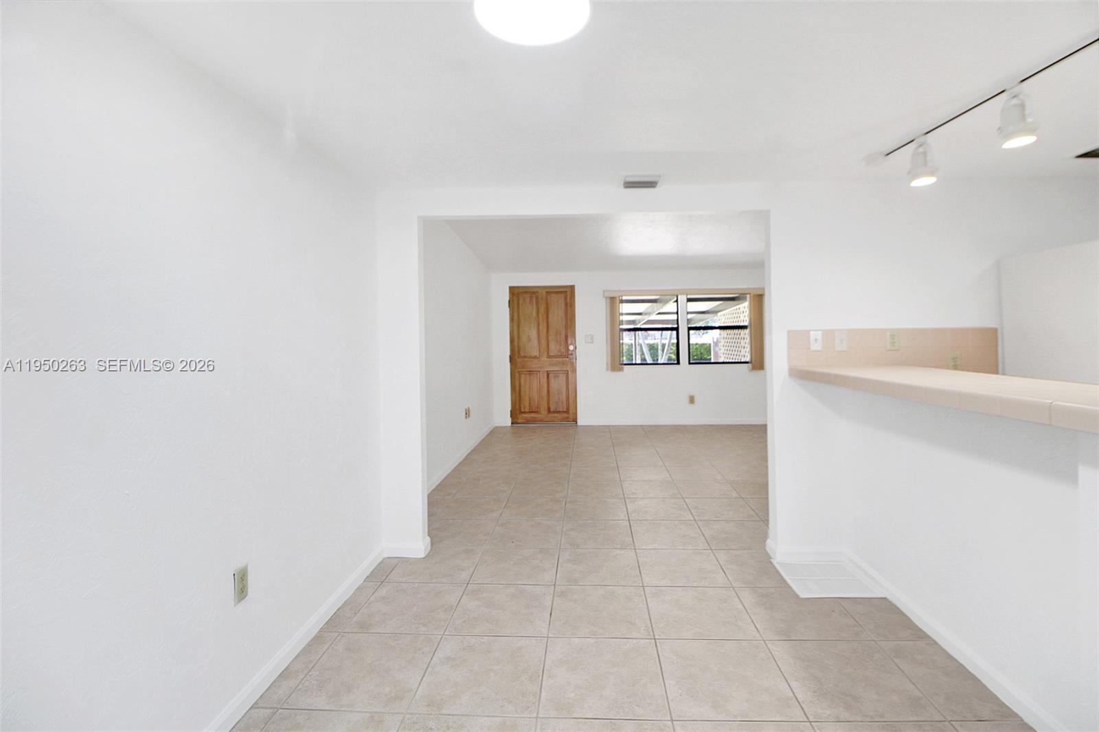 GATEWAY ESTATES PARK COND - Residential